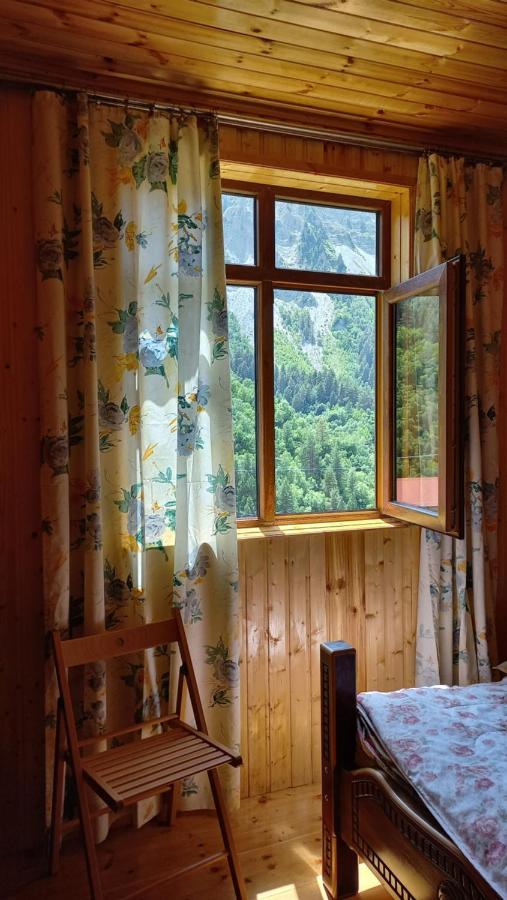 Guest House Elisabeth Adishi Exterior foto